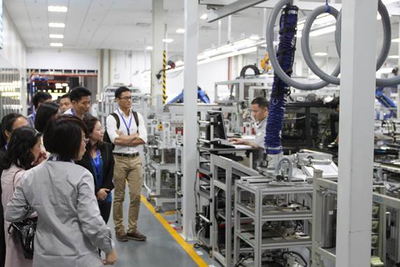 巴斯特的极致天窗工艺开元ky棋牌遇见伟(图8)