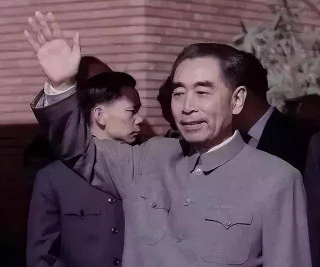 下了道命令罗舜初劝道:彭总千万不能打开元棋牌网站55年彭德怀视察福建时(图1) 下了道命令罗舜初劝道:彭总千万不能打开元棋牌网站55年彭德怀视察福建时(图1)